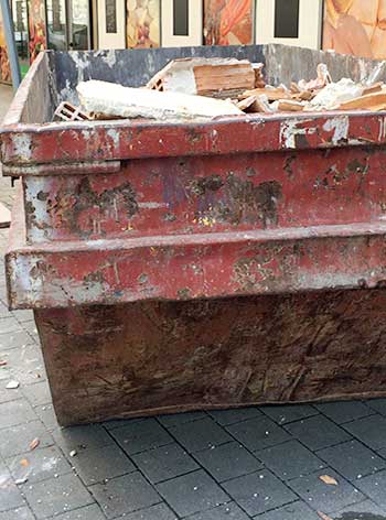 Konténeres sittszállítás